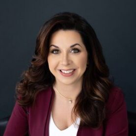 Kimberly Lorenz, certified mediator specializing in civil and family mediation services